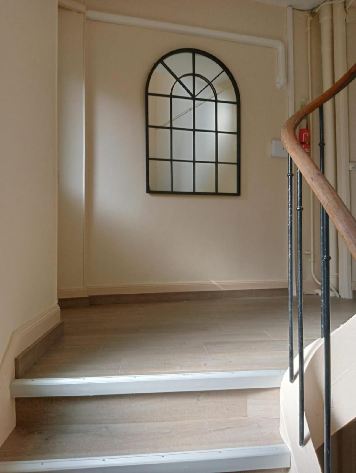 Ferienwohnung Le Charme Des Berceaux Épernay Exterior foto
