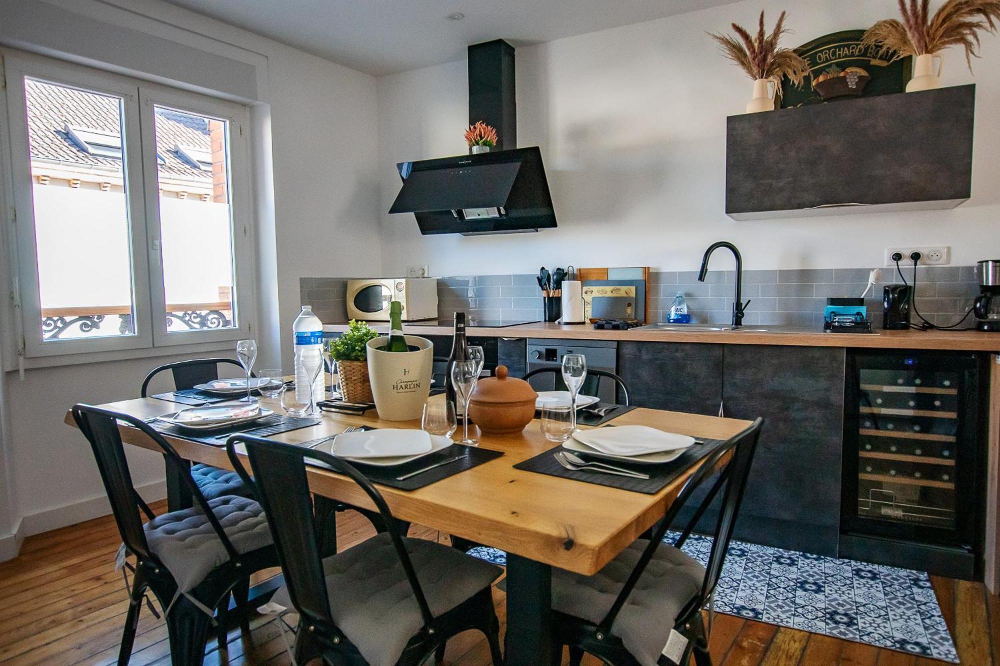 Ferienwohnung Le Charme Des Berceaux Épernay Exterior foto